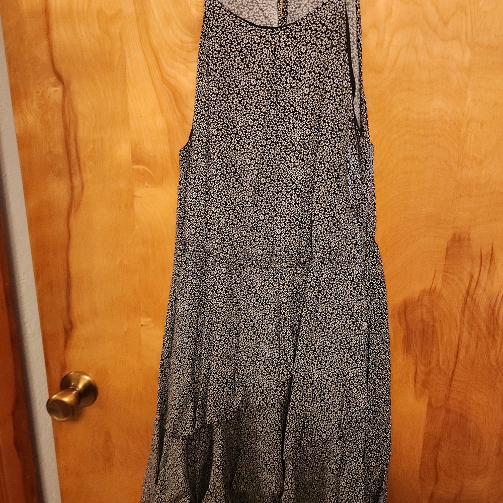 Floral Black and White Sleeveless Dress
